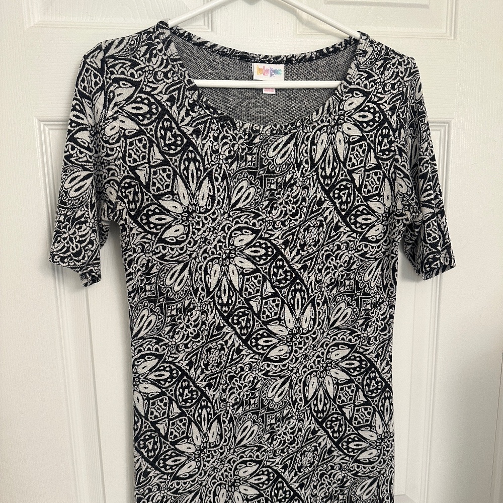 Lularoe black and white midi dress